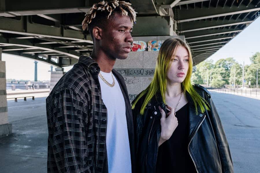 Imagen de Ropa oversized vs regular fit: qué cambia en el look y la comodidad