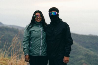 Qué es una chaqueta cortavientos y cuándo conviene usarla en clima cambiante