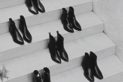 Cómo elegir botas o botines por cobertura, material, tipo de cierre y talla exacta